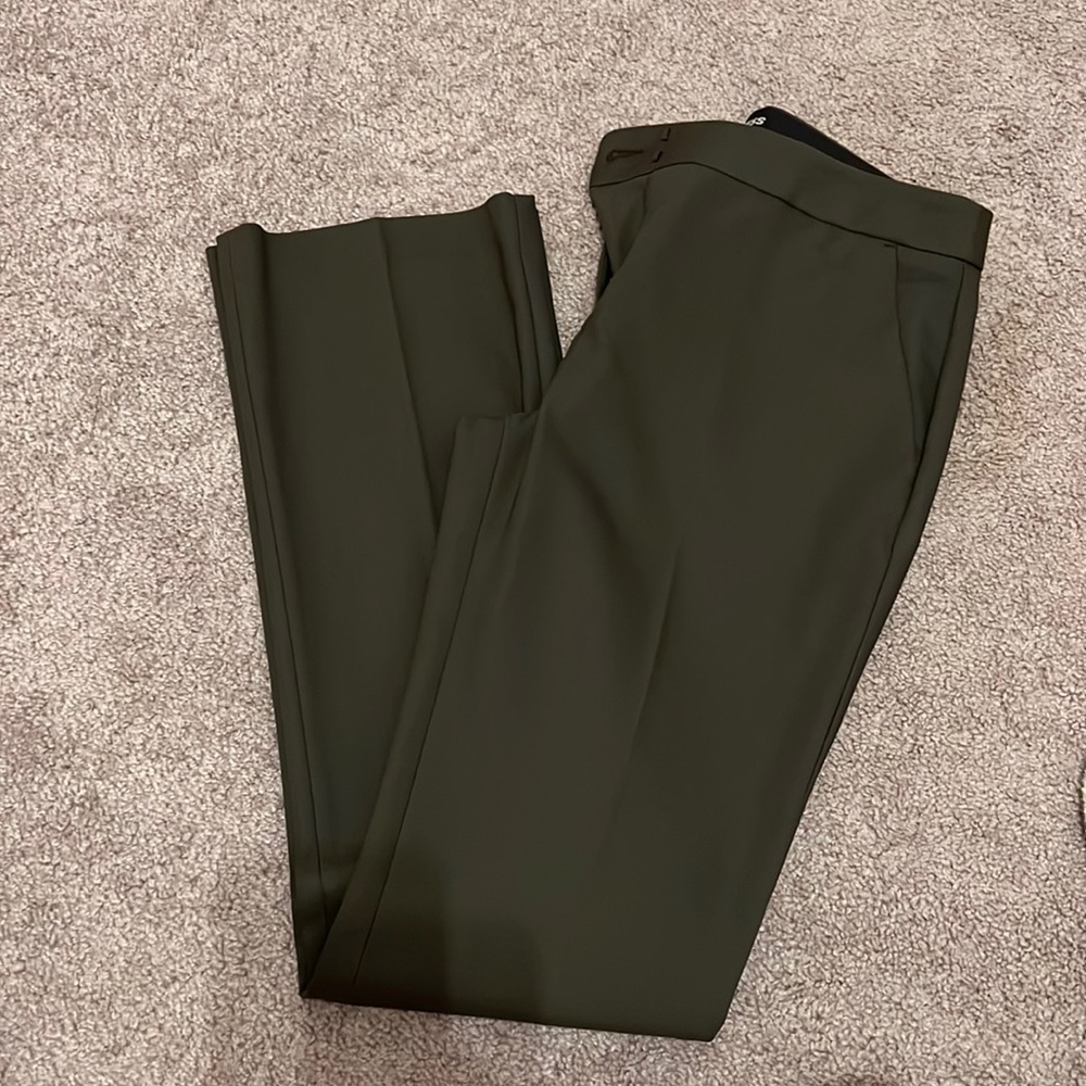 Women’s Express Green Columnist Dress Pants (size 6R)